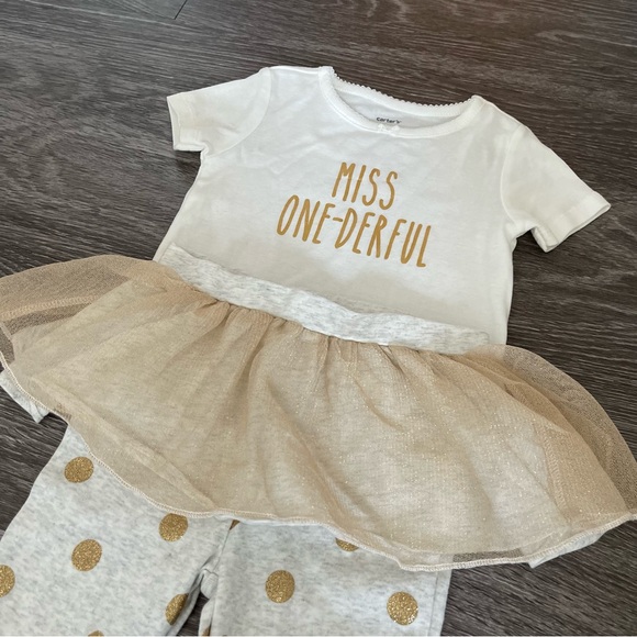 Carter’s Miss ONE-derful Outfit for Baby Size 18M - Picture 2 of 5
